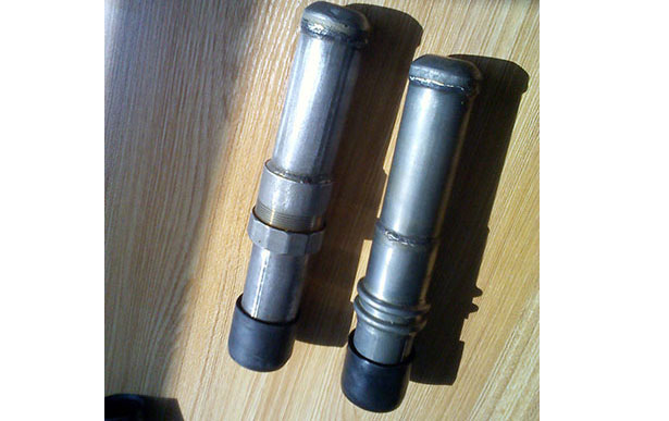 潍坊预应力钢绞线厂 日本北海道青森县7.5级地震 导致国道塌陷 一男子受伤